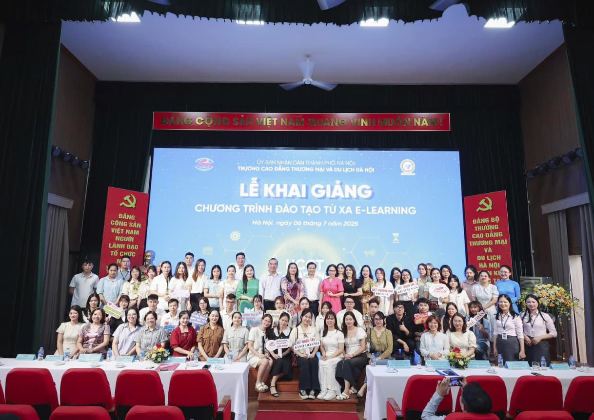 TRƯỜNG CAO ĐẲNG THƯƠNG MẠI VÀ DU LỊCH HÀ NỘI HCCT