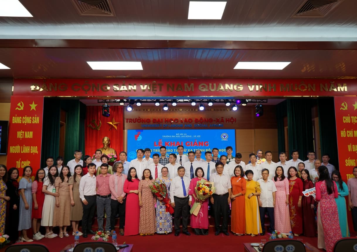 TRƯỜNG ĐẠI HỌC LAO ĐỘNG XÃ HỘI ULSA